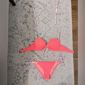 Victoria’s Secret 34C push up neon bikini
